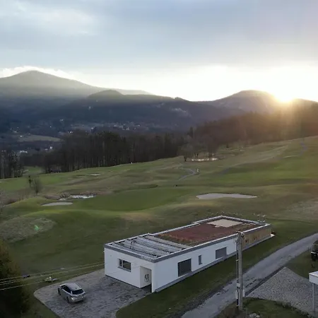 Luxusni A Ekologicky Dum Na Golfu Apartment